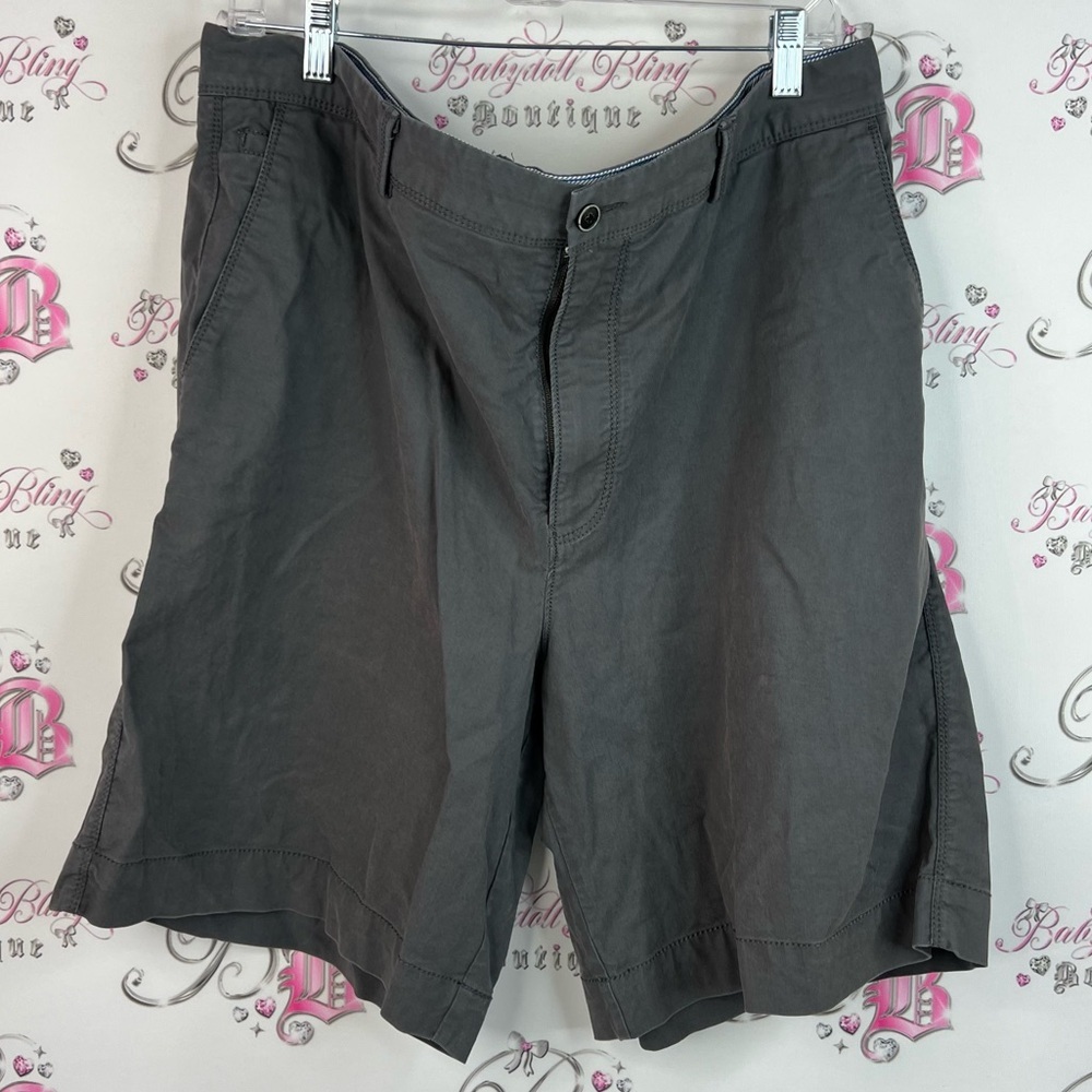 Tommy Bahama shorts long style dark Charcoal Flat Front Shorts embroidered logo